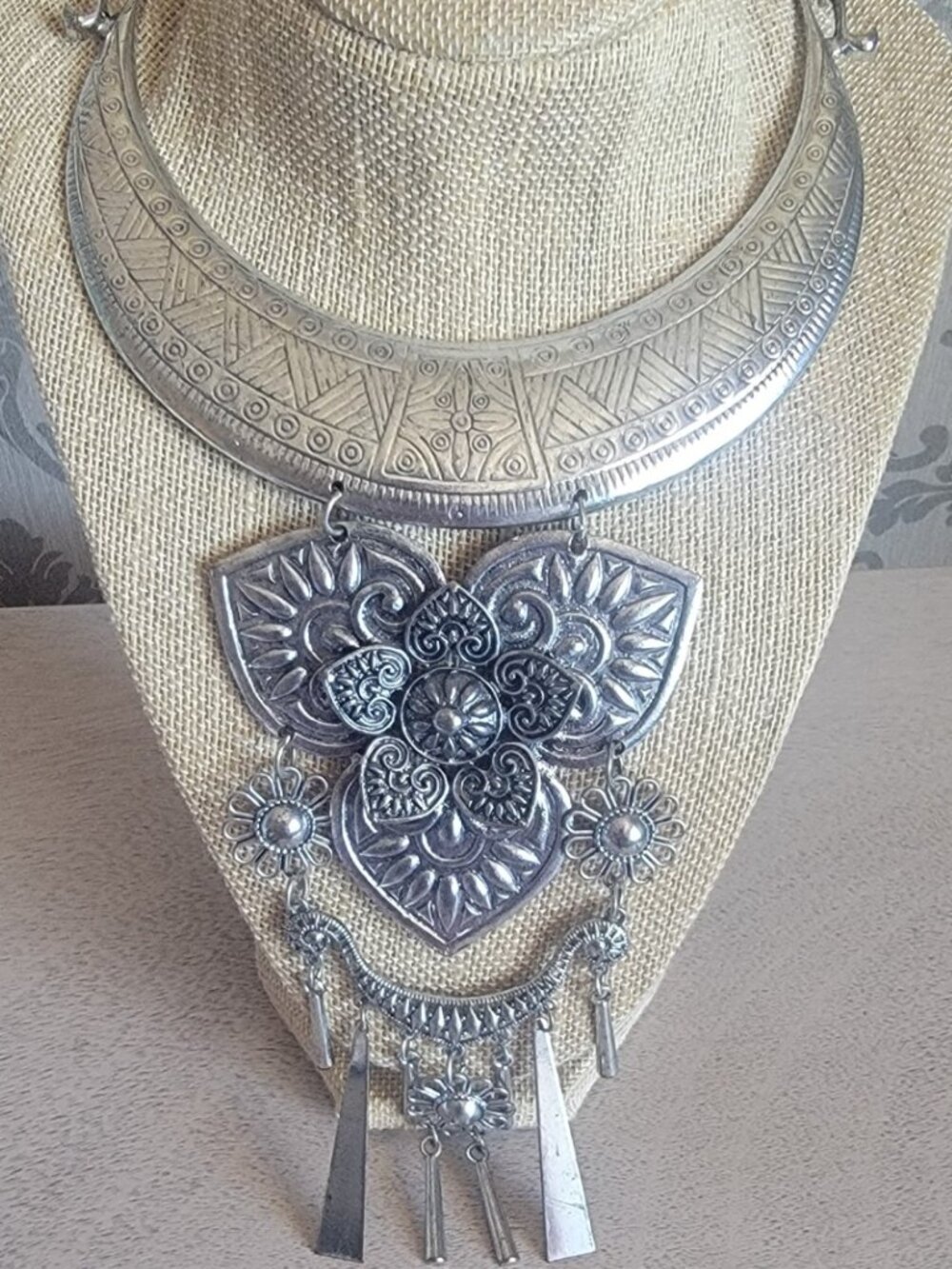 Boho Chic Silver Floral Themed Statement Necklace